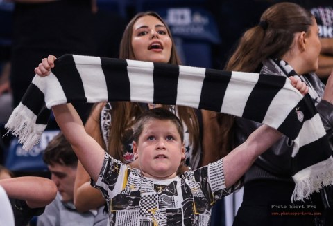 Liverpool vs Newcastle United – Carabao Cup